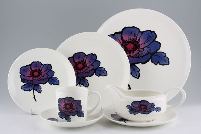 Set of 2 Wedgwood Susie Cooper Design Blue Anemone Bread /& Butter Plates