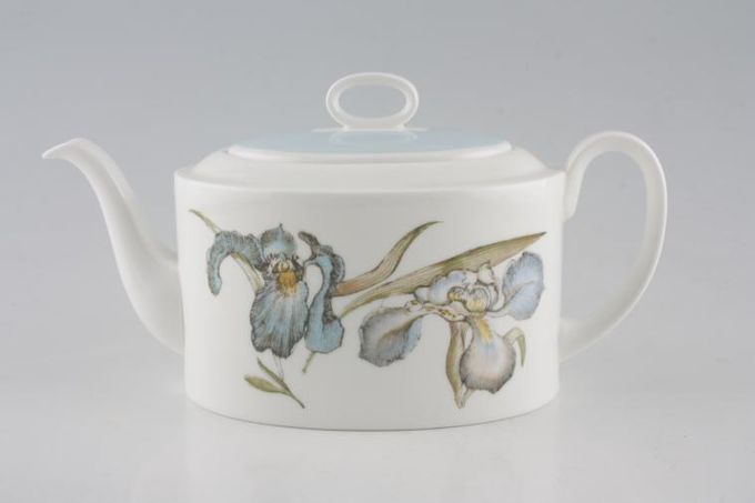 Susie Cooper Iris - Blue Edge - C2212 Teapot 1 3/4pt