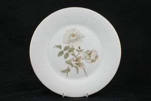 Royal Doulton Yorkshire Rose - H5050 Breakfast / Lunch Plate