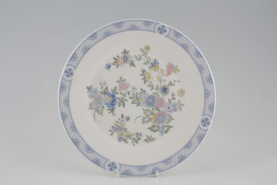 Royal Doulton Coniston - H5030 Breakfast / Lunch Plate 9"