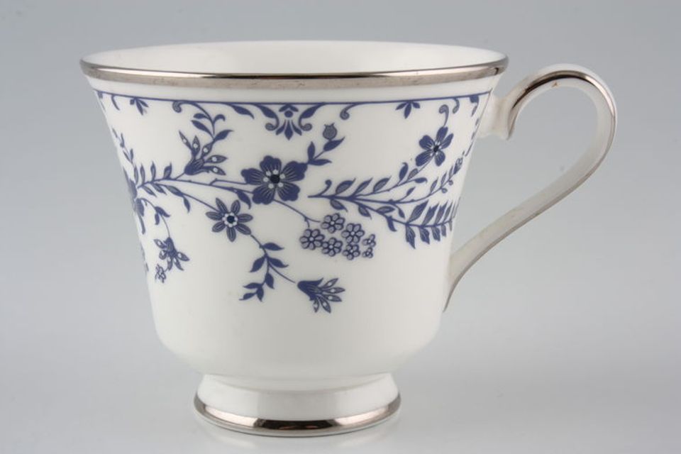 Royal Doulton Sapphire Blossom - H5066 Teacup 3 1/2" x 3"