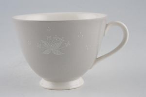 Royal Doulton Bridal Veil - D6459 Teacup