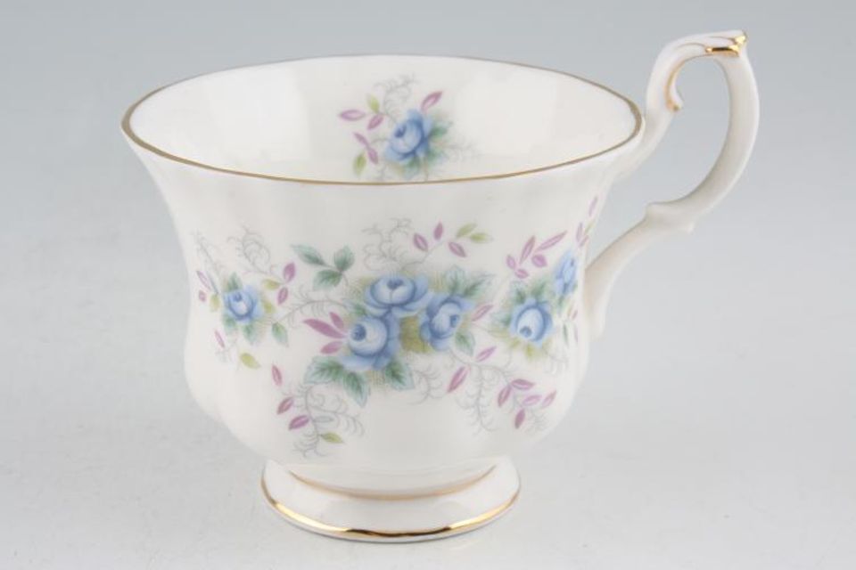 Royal Albert Blue Blossom Teacup 3 3/8" x 2 3/4"