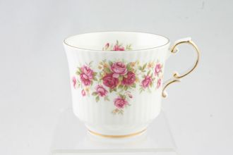 Elizabethan Queens Rose Teacup 3 3/8" x 3"