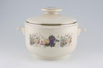 Sell Royal Doulton Harvest Garland - Thick Line - L.S.1018 Casserole Dish + Lid Lugged 4pt