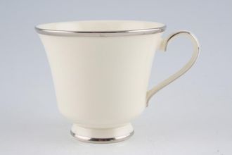 Sell Royal Doulton Carolyn - H5090 Teacup 3 5/8" x 3"