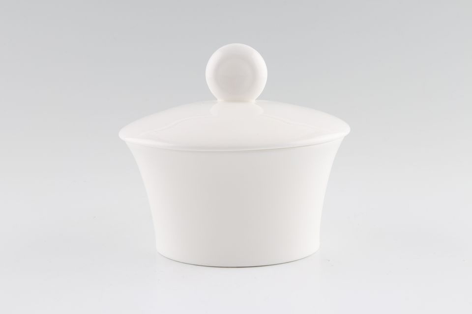 Royal Doulton Fusion - White Sugar Bowl - Lidded (Tea) 4 3/4"
