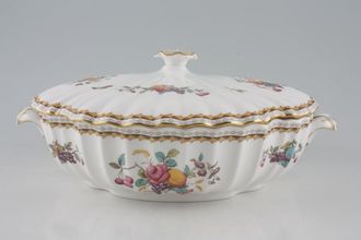 Spode Harvest Rose - Y8495 Vegetable Tureen with Lid With Lugs