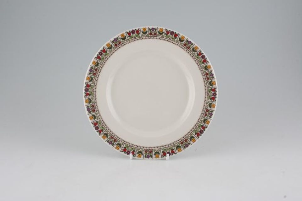 Royal Doulton Fireglow Breakfast / Lunch Plate 9"