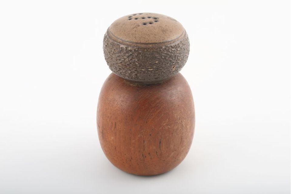 Denby Cotswold Salt Pot wooden base - tall 1 3/4" x 4"