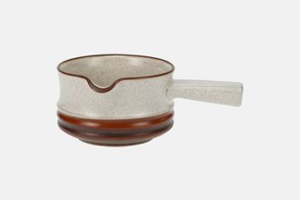 Denby Potters Wheel - Tan Centre Sauce Boat 1 lip and 1 handle