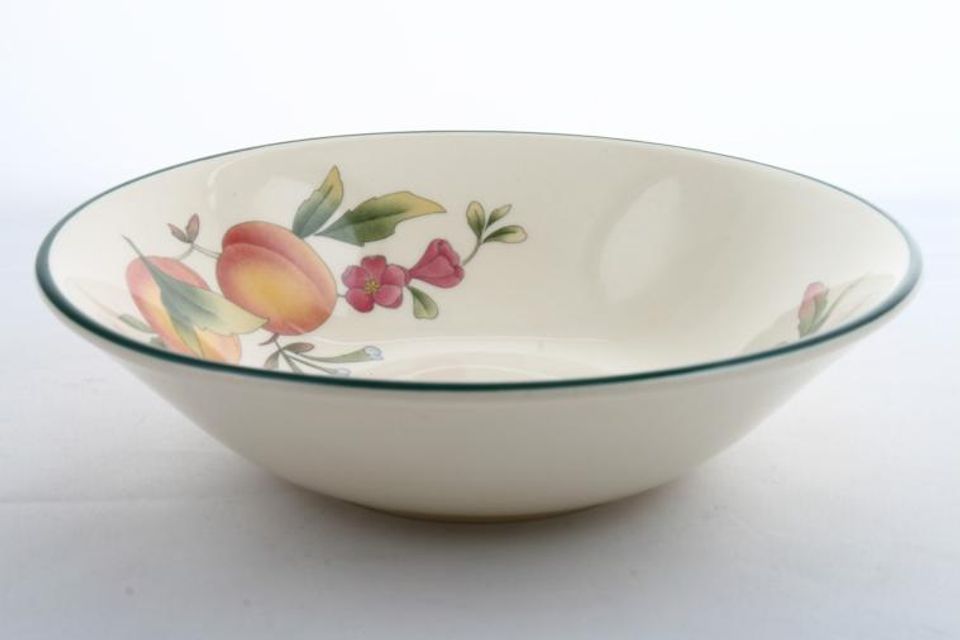 Cloverleaf Peaches and Cream Soup / Cereal Bowl 6 1/2"