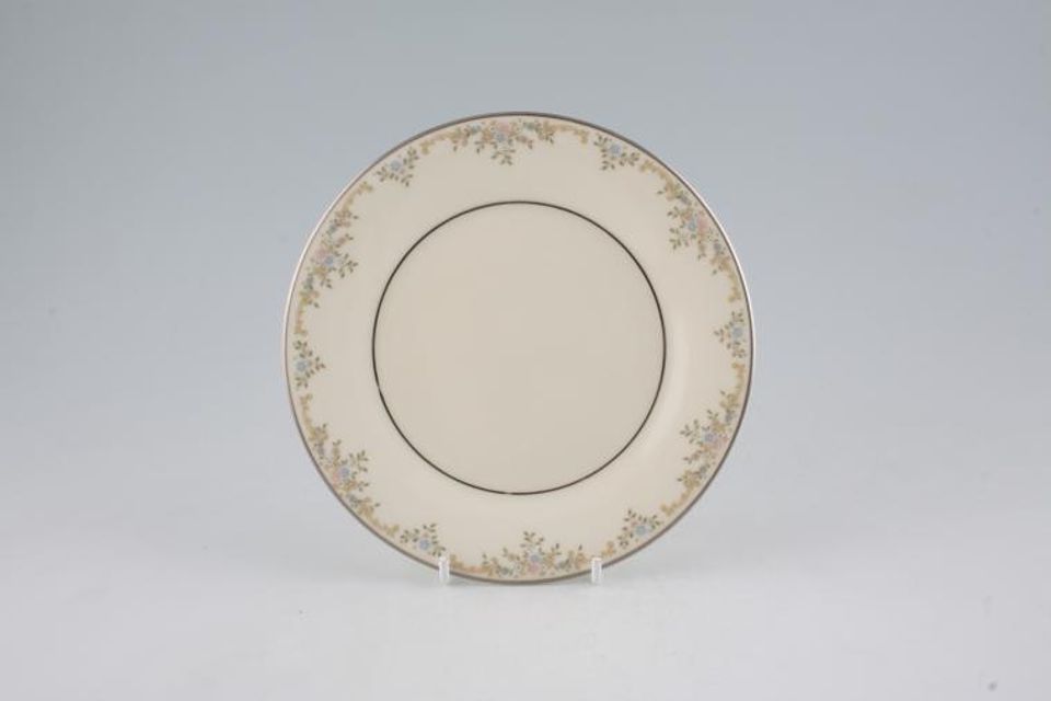 Royal Doulton Giselle - H5086 Tea / Side Plate 6 5/8"
