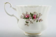 Royal Albert Lavender Rose Breakfast Cup 3 7/8" x 3 1/8" thumb 2