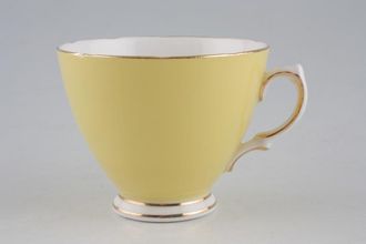 Colclough Harlequin - Yellow Teacup shape H - leigh - wavy rim 3 3/8" x 2 7/8"