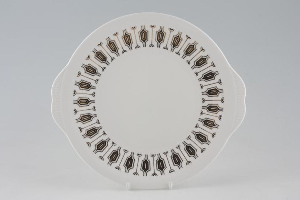 Paragon Symmetra Cake Plate Round, Eared 10 3/8"