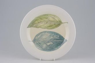 Portmeirion Seasons Collection - Leaves Salad/Dessert Plate 2 Leaves - cream centre 8 5/8"