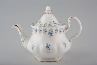 Royal Albert Memory Lane Teapot 1 1/2pt