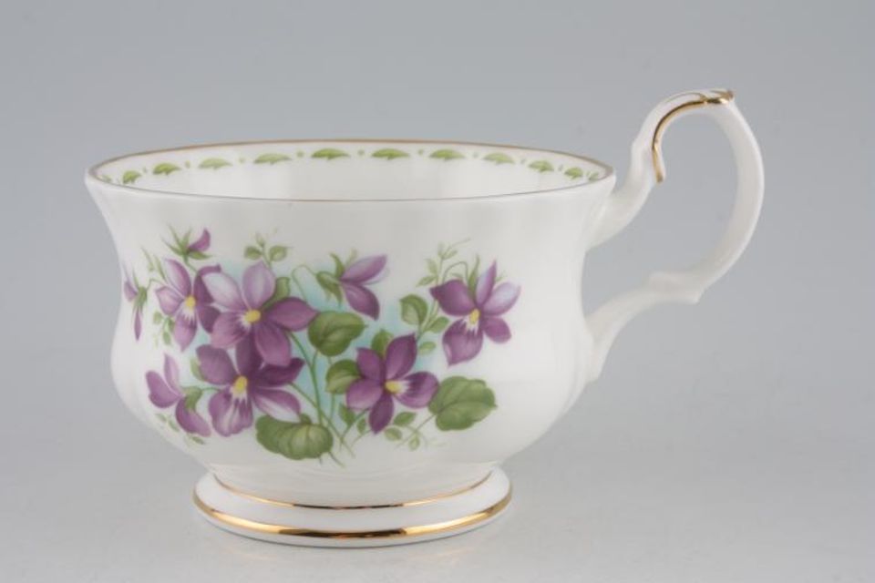 Royal Albert Flower of the Month Series - Montrose Shape Breakfast Cup February - Violets 4 1/8" x 2 3/4"