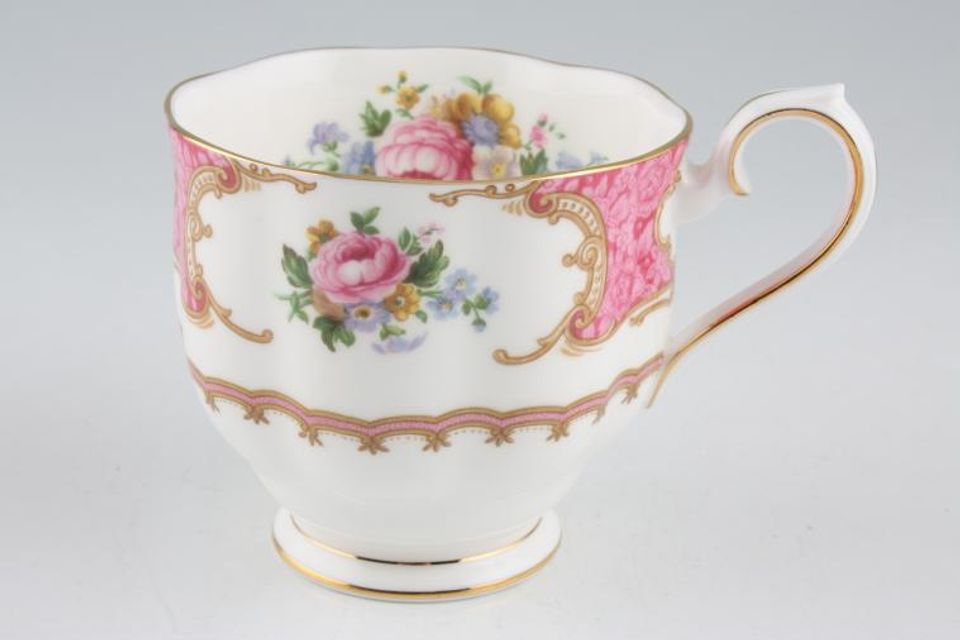 Royal Albert Lady Carlyle Breakfast Cup 3 1/2" x 3 1/4"