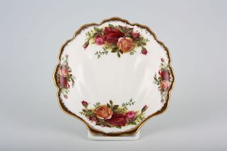 Royal Albert Old Country Roses - Made in England Dish (Giftware) Shell dish 5"