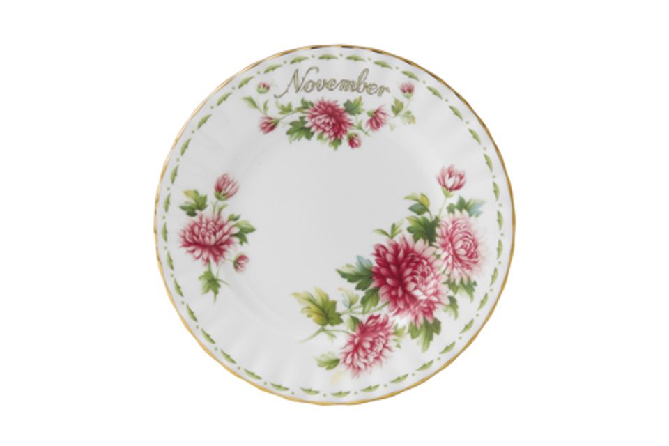 Royal Albert Flower of the Month Series - Montrose Shape Dinner Plate November - Chrysanthemum