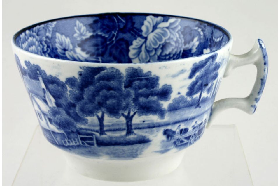 Wood & Sons English Scenery - Blue Teacup patterned inner / Scene 1 3 5/8" x 2 1/4"