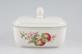 Marks & Spencer Ashberry Butter Dish + Lid 3 7/8" x 5 3/8"