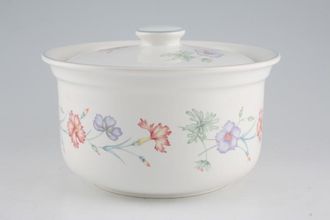 Sell Boots Carnation Casserole Dish + Lid 3pt