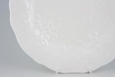 Wedgwood Strawberry and Vine Salad/Dessert Plate Accent 8 1/2" thumb 3