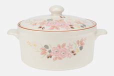 Boots Hedge Rose Casserole Dish + Lid Eared - Round 2 1/2pt thumb 1