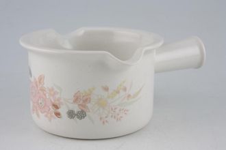 Boots Hedge Rose Sauce Boat 1 Handle - 2 Pourers 4 1/2" x 2 7/8"