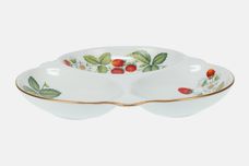 Royal Worcester Strawberries Trefoil Dish Divided into 3 9 1/2" thumb 1