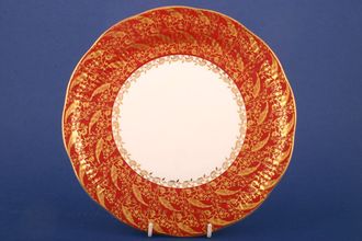 Elizabethan Sovereign - Red Cake Plate 9 1/4"