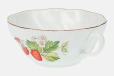 Queens Virginia Strawberry - Gold Edge - Swirl Embossed Soup Cup thumb 3