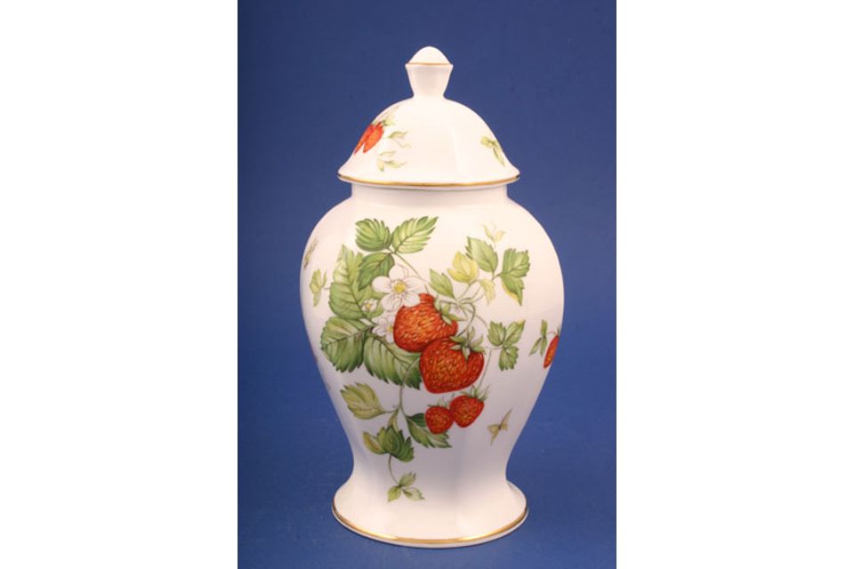Queens Virginia Strawberry - Gold Edge - Plain Vase Lidded Vase 8 1/2"