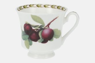 Sell Queens Hookers Fruit Teacup Plum 3 1/2" x 3 1/4"