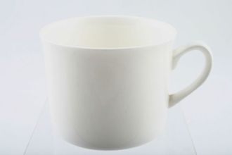 Royal Worcester Tempo Teacup Tempo Shape. Straight sided 3 1/4" x 2 1/2"