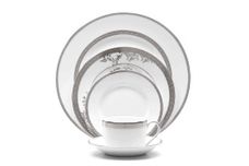 Vera Wang for Wedgwood Lace Platinum Dinner Plate 27cm thumb 3