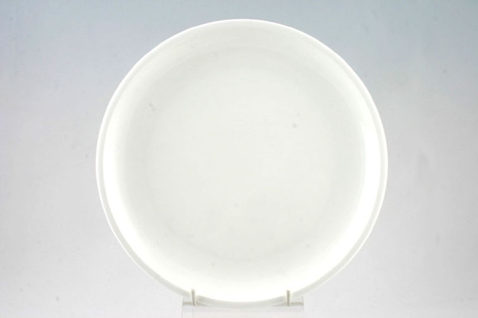 Wedgwood Plato Breakfast / Lunch Plate Coupe Shape 9 1/2"