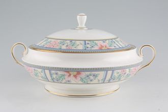 Sell Royal Grafton Sumatra Vegetable Tureen with Lid Has Rounded Edge Lid