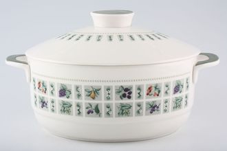 Royal Doulton Tapestry - Fine & Translucent China T.C.1024 Casserole Dish + Lid O.T.T. Oval 4pt
