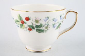 Duchess Strawberryfields Breakfast Cup 4" x 3 1/8"