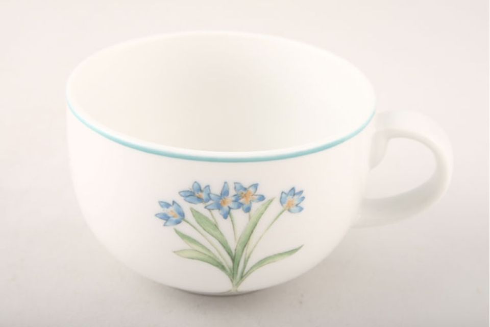 St. Andrews Foliage and Flowers Teacup 3 3/4" x 2 3/8"