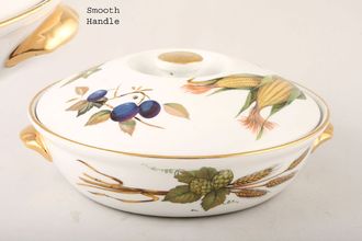 Sell Royal Worcester Evesham - Gold Edge Casserole Dish + Lid Round, Shape 22, Size 3, Smooth handles, Knob on the lid 1 1/2pt