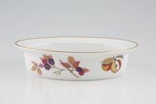 Royal Worcester Evesham - Gold Edge Pie Dish Oval - Pear 7 3/4" thumb 1