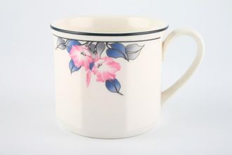 Royal Doulton Bloomsbury - L.S.1082 Coffee Cup 2 7/8" x 2"