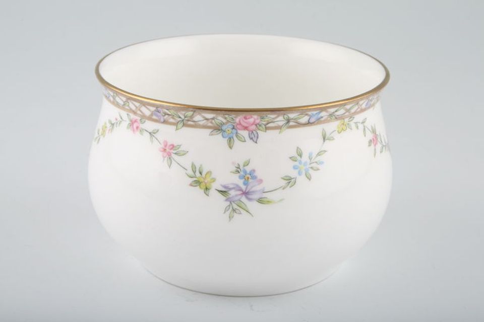 Elizabethan Garland Rose Sugar Bowl - Open (Tea) 3 3/4"