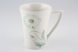 Portmeirion Seasons Collection - Flowers Mug Daisy 3 1/2" x 4 1/2"