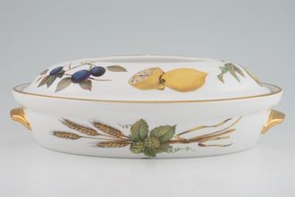 Sell Royal Worcester Evesham - Gold Edge Casserole Dish + Lid Shape 21 Size 2. Oval, Smooth handles, Straight handle on the lid 1 1/2pt